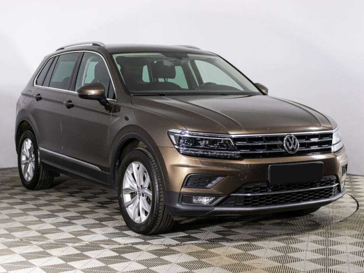 Volkswagen Tiguan 2018 года с пробегом. Фото: #2