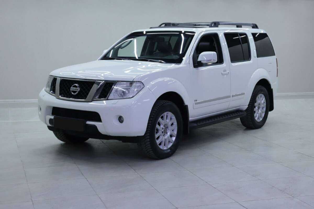 Nissan Pathfinder 2012 года с пробегом. Посмотреть фото