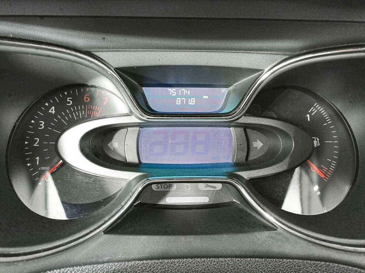 Renault Kaptur 2018 года с пробегом. Фото: #10