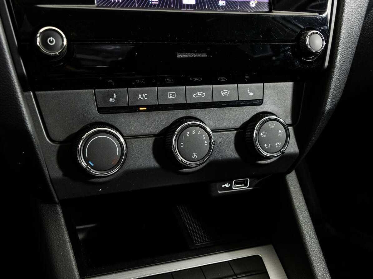 Skoda Octavia 2018 года с пробегом. Фото: #13