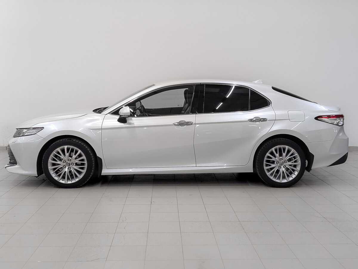 Toyota Camry 2019 года с пробегом. Фото: #7