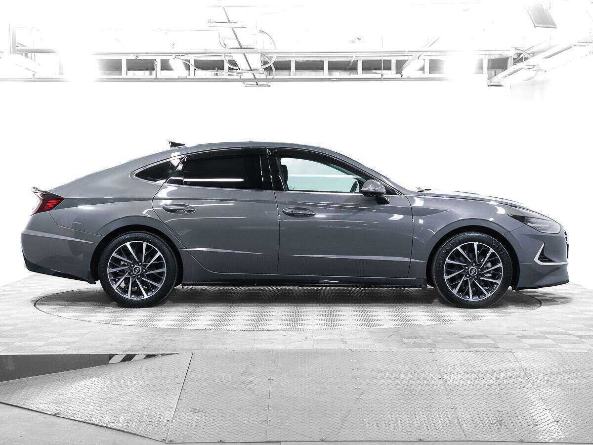 Hyundai Sonata 2022 года с пробегом. Фото: #3