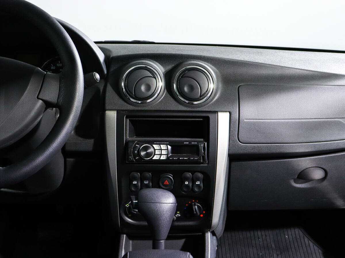 Nissan Almera 2018 года с пробегом. Фото: #10