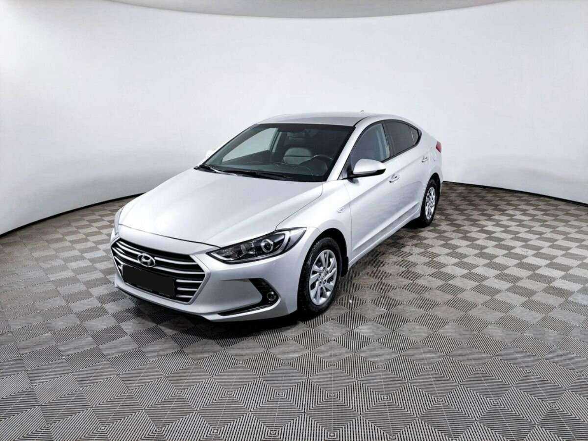 Hyundai Elantra 2017 года с пробегом. Фото: #0