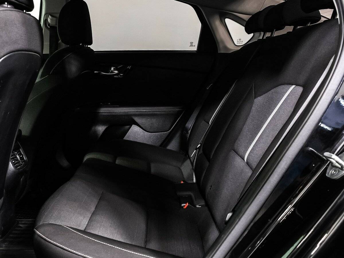Kia Cerato 2021 года с пробегом. Фото: #12