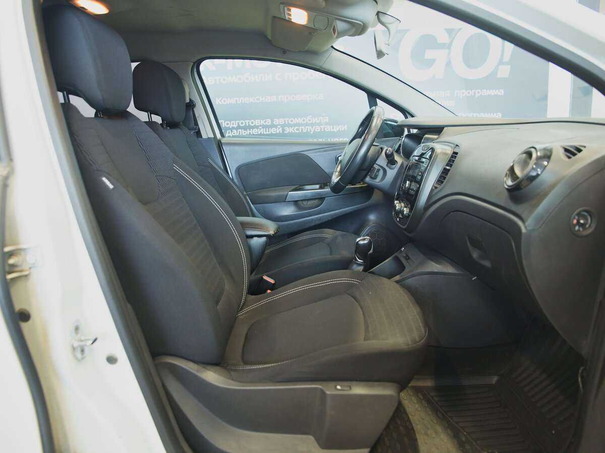 Renault Kaptur 2016 года с пробегом. Фото: #3