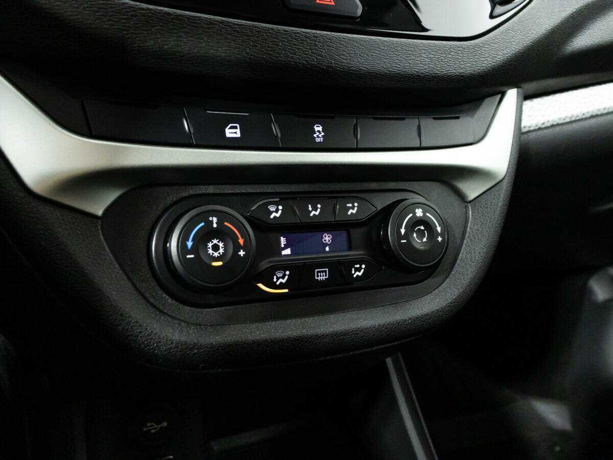 Lada (ВАЗ) Vesta 2022 года с пробегом. Фото: #12