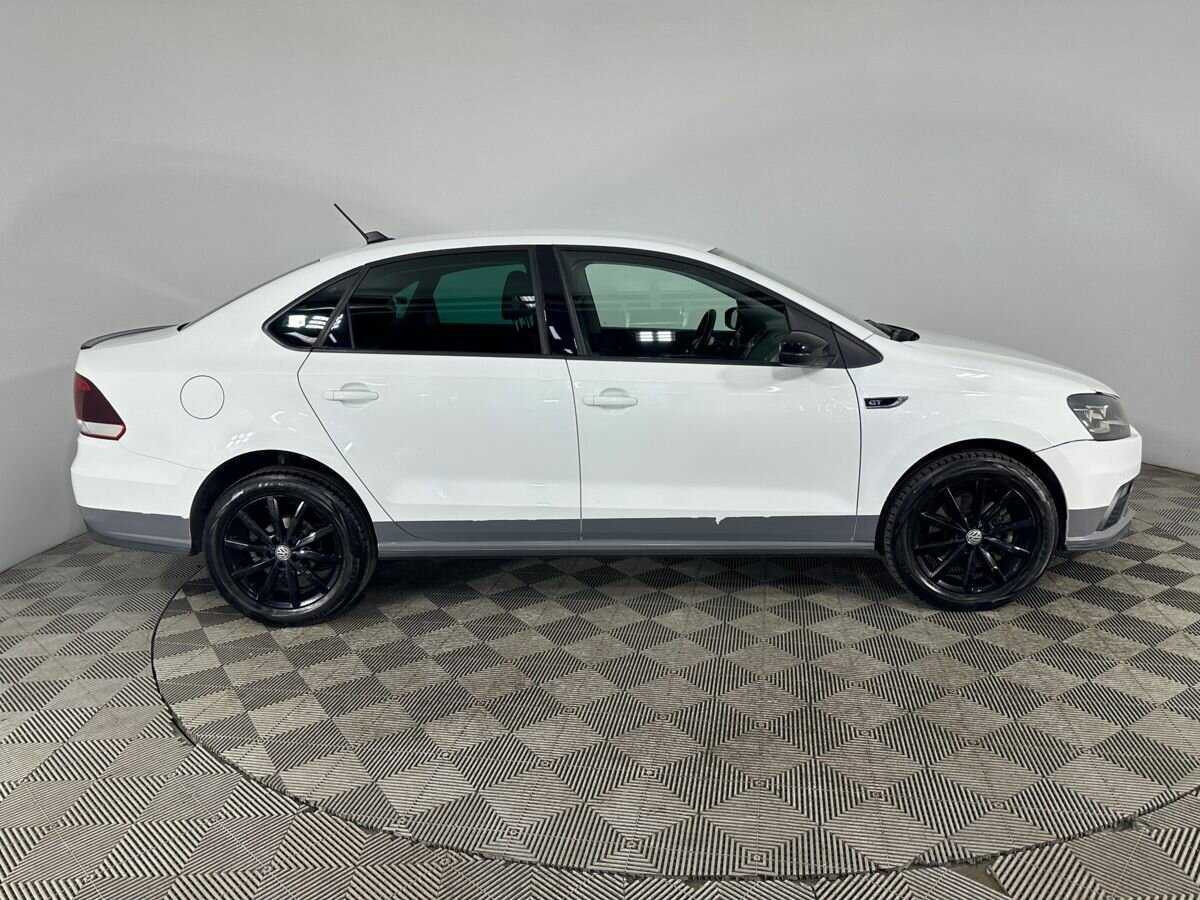 Volkswagen Polo 2018 года с пробегом. Фото: #3