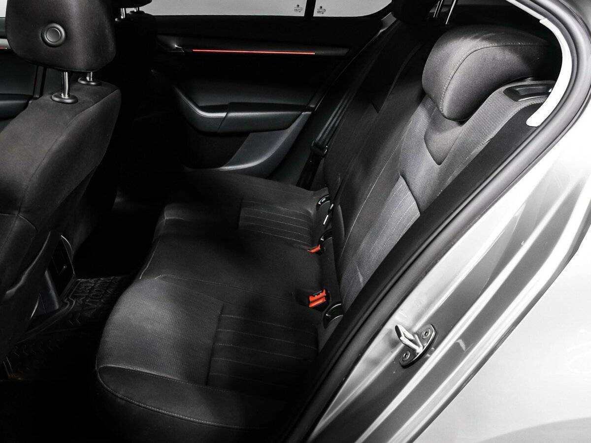 Skoda Octavia 2018 года с пробегом. Фото: #12