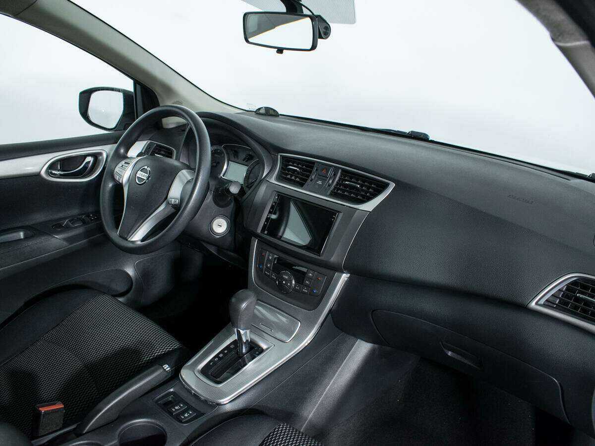 Nissan Tiida 2015 года с пробегом. Фото: #8