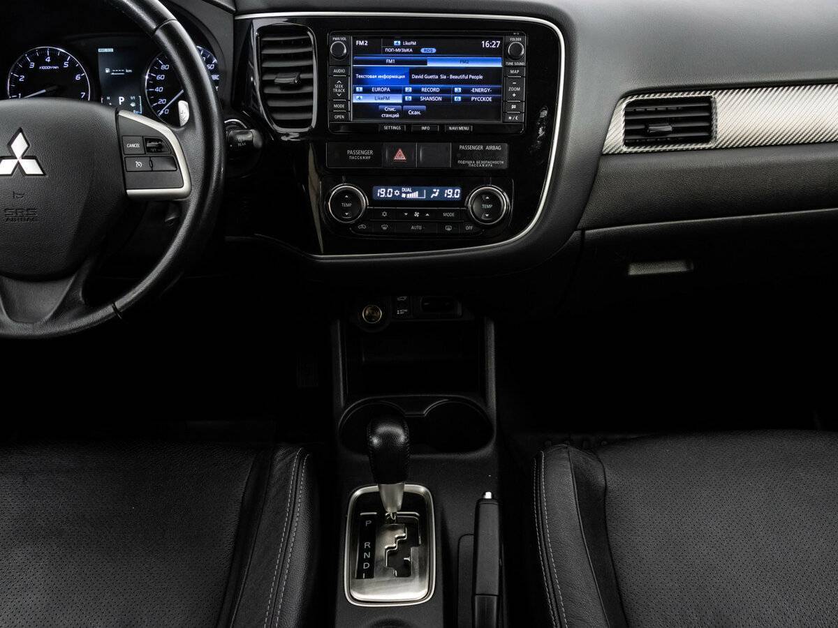 Mitsubishi Outlander 2014 года с пробегом. Фото: #10