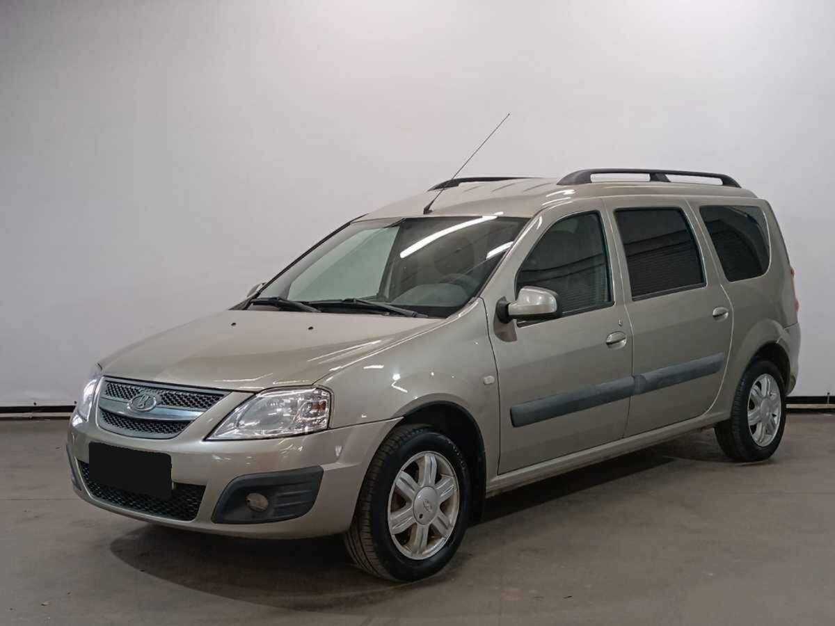 Lada (ВАЗ) Largus 2018 года с пробегом. Посмотреть фото