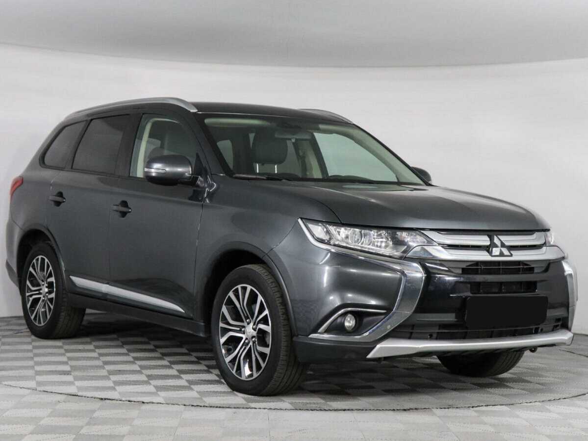 Mitsubishi Outlander 2018 года с пробегом. Фото: #2