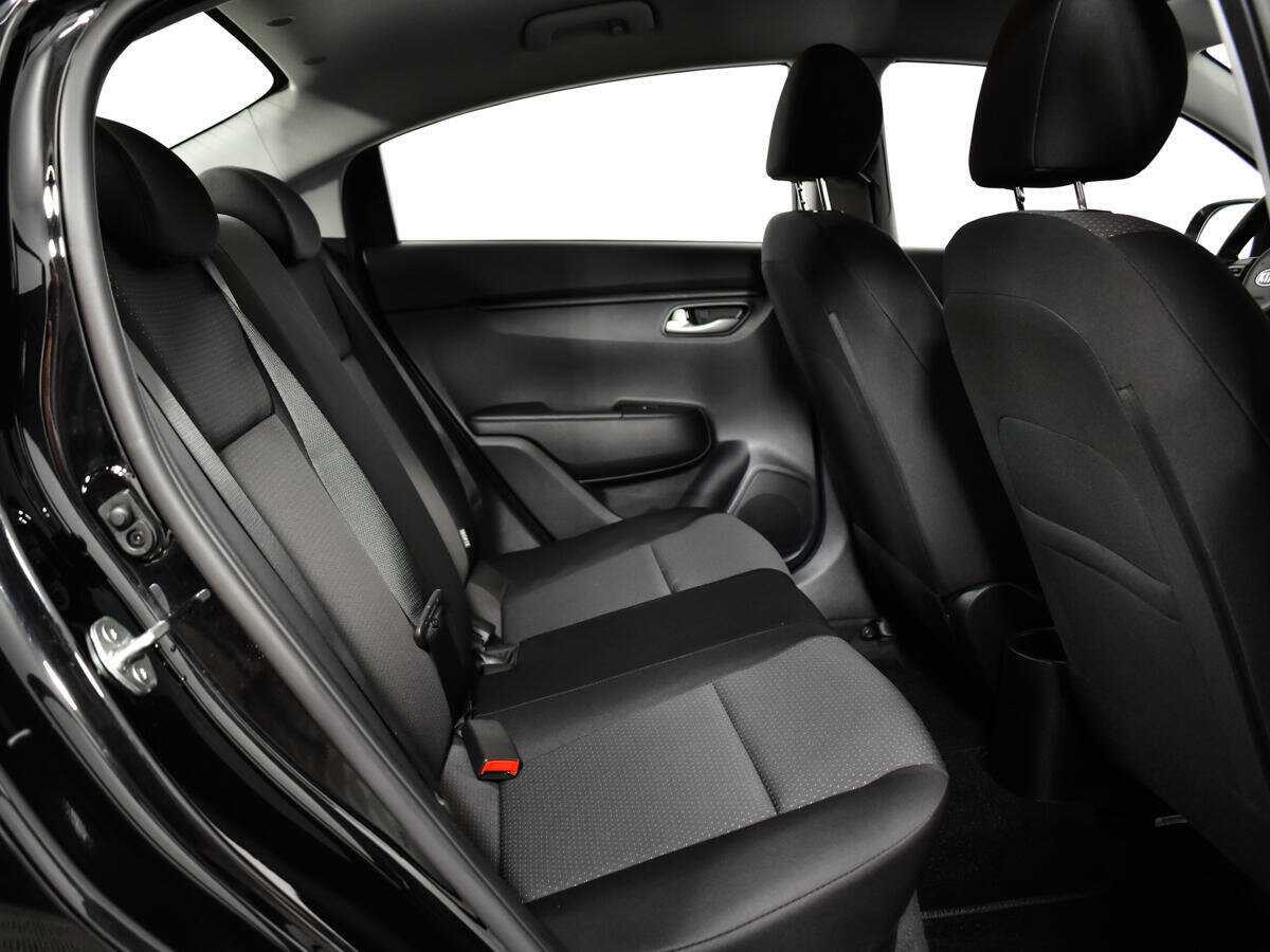 Kia Rio 2020 года с пробегом. Фото: #9