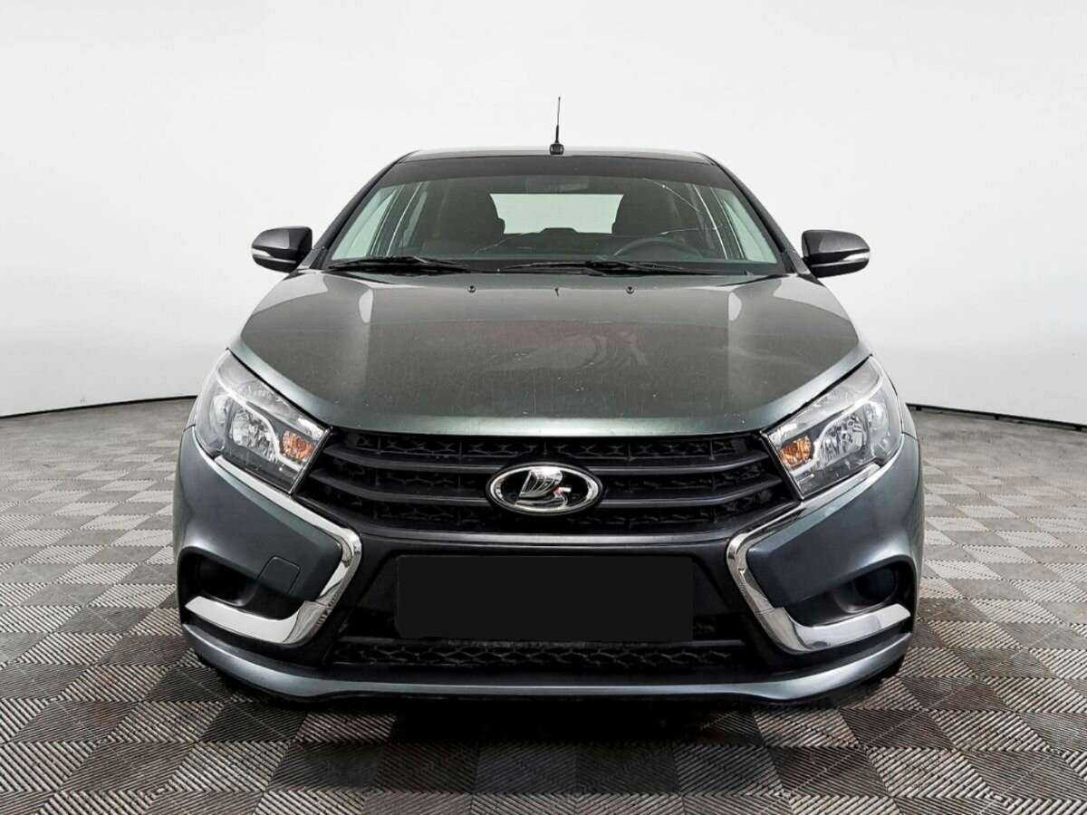 Lada (ВАЗ) Vesta 2017 года с пробегом. Фото: #1