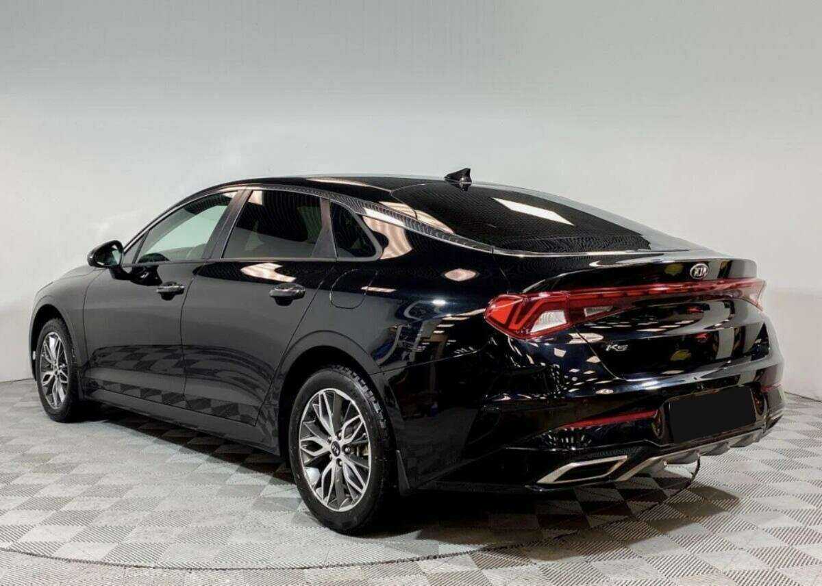 Kia K5 2021 года с пробегом. Фото: #3