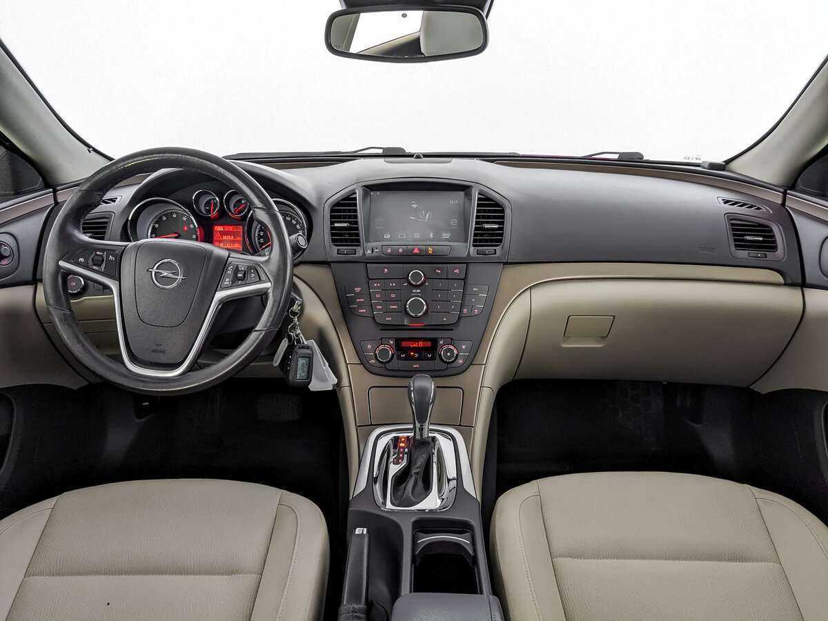 Opel Insignia 2012 года с пробегом. Фото: #11