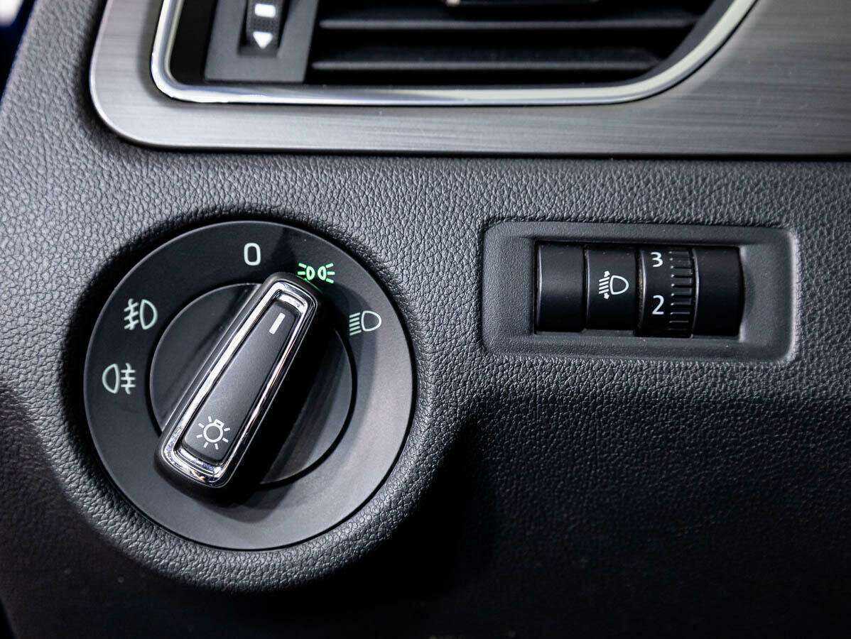 Skoda Rapid 2017 года с пробегом. Фото: #13