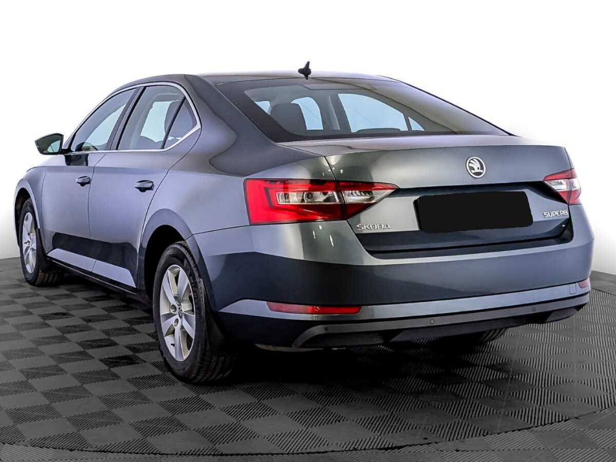 Skoda Superb 2018 года с пробегом. Фото: #6