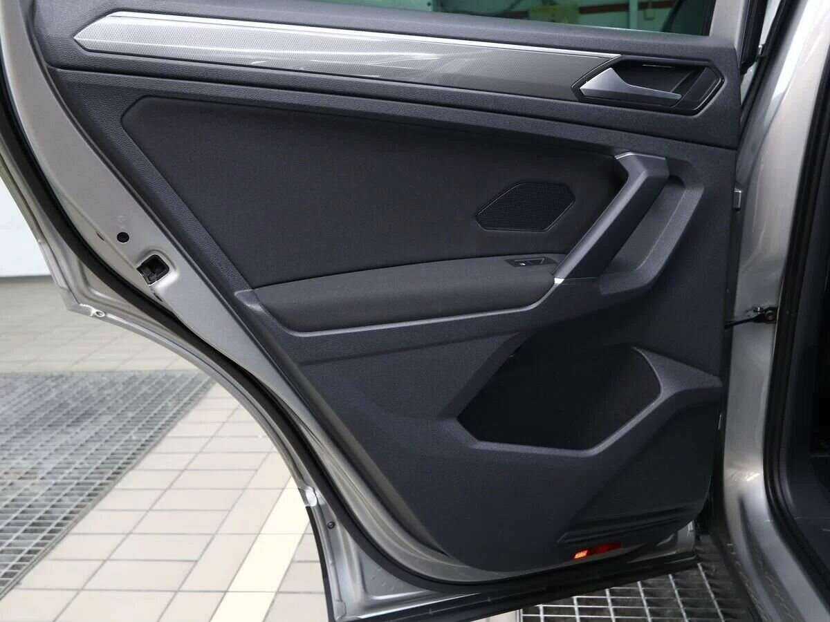 Volkswagen Tiguan 2018 года с пробегом. Фото: #10