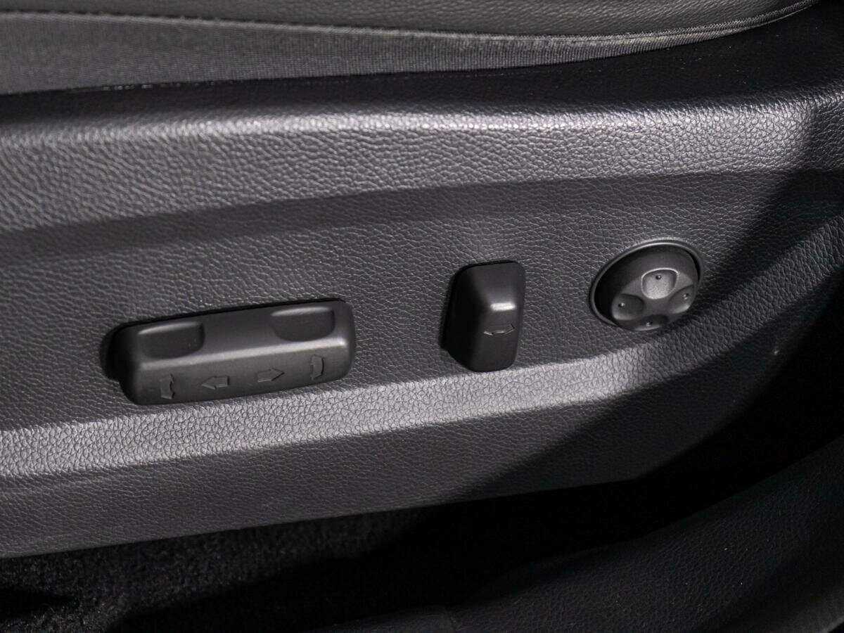 Hyundai Santa Fe 2018 года с пробегом. Фото: #16