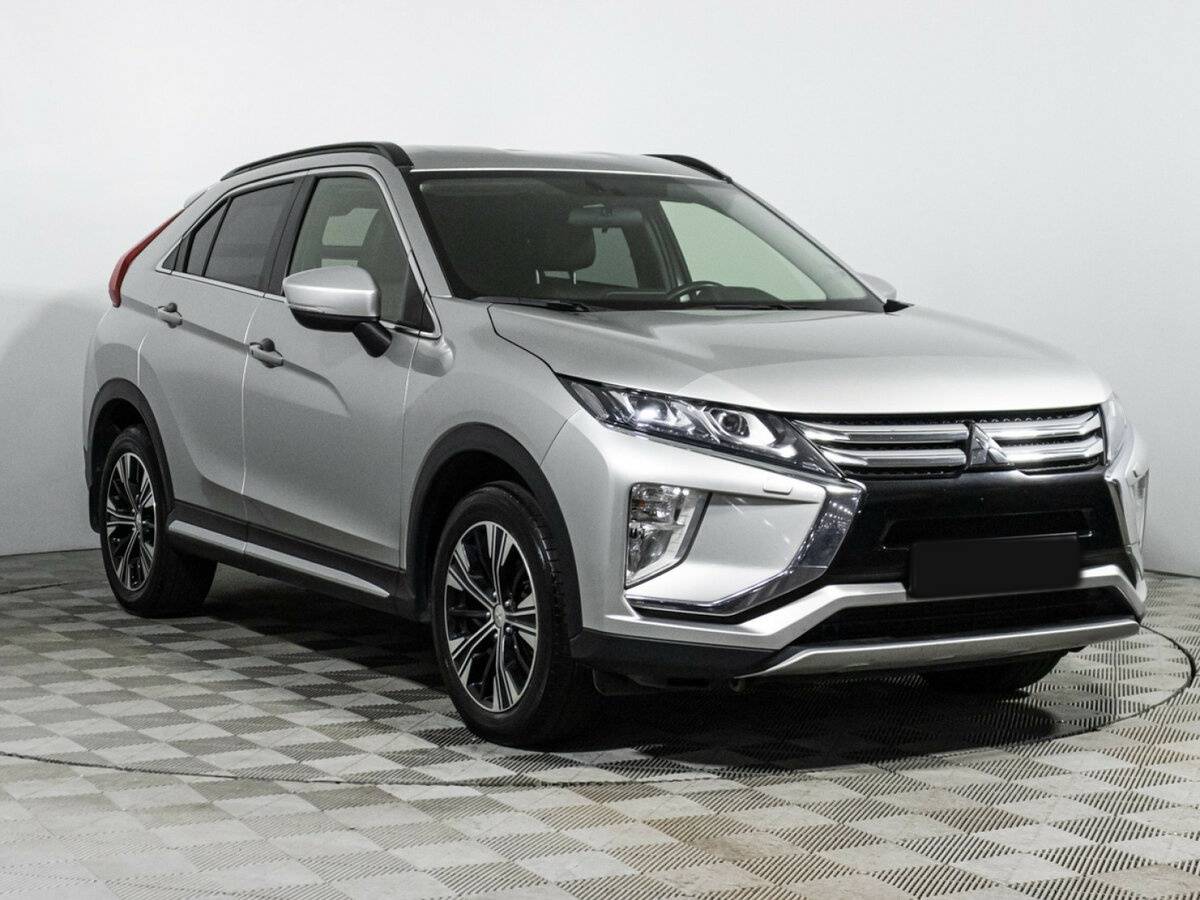 Mitsubishi Eclipse Cross 2018 года с пробегом. Фото: #2