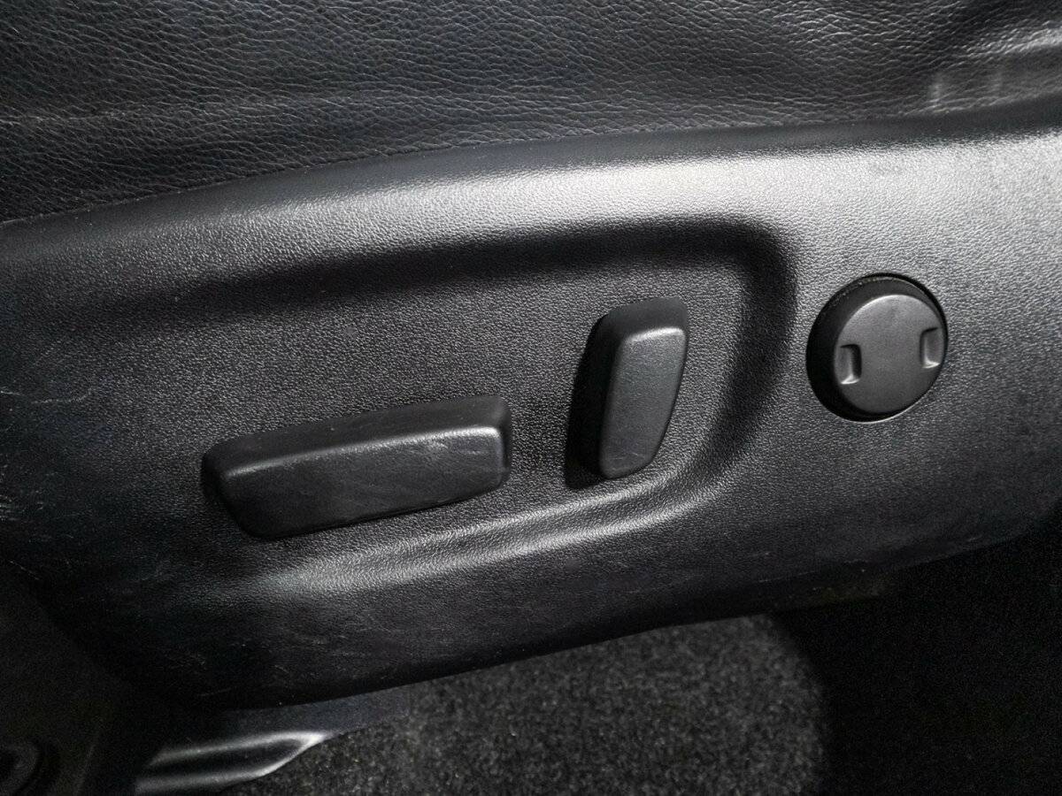 Toyota RAV4 2017 года с пробегом. Фото: #15