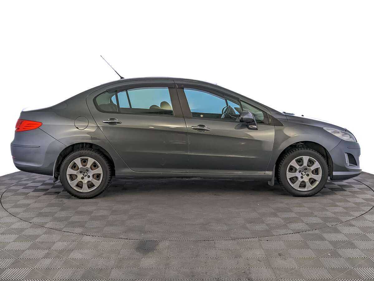 Peugeot 408 2013 года с пробегом. Фото: #3