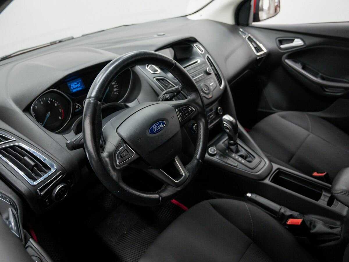 Ford Focus 2016 года с пробегом. Фото: #12