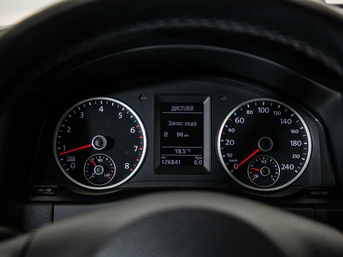 Volkswagen Tiguan 2013 года с пробегом. Фото: #9