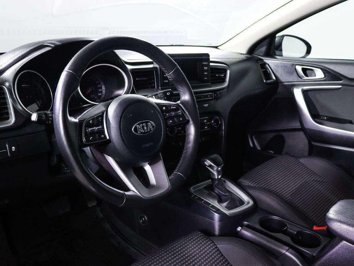Kia Ceed 2019 года с пробегом. Фото: #11