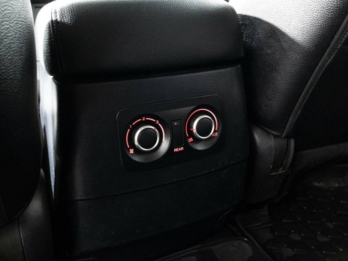 Mitsubishi Pajero 2012 года с пробегом. Фото: #19