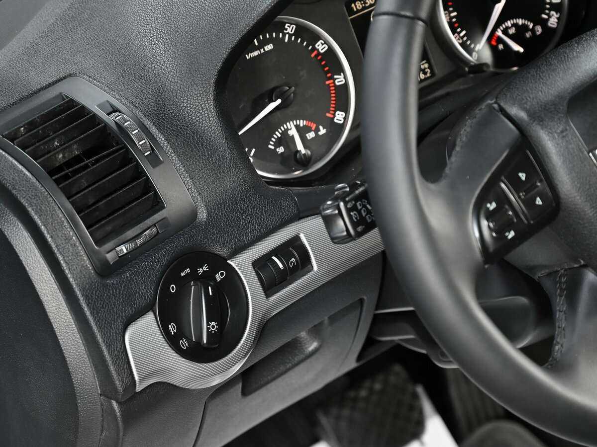 Skoda Octavia 2012 года с пробегом. Фото: #7