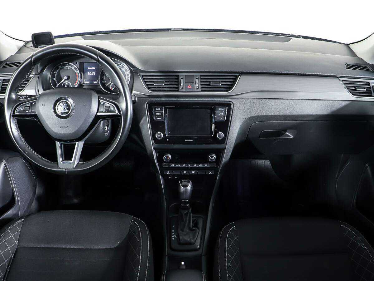 Skoda Rapid 2017 года с пробегом. Фото: #10