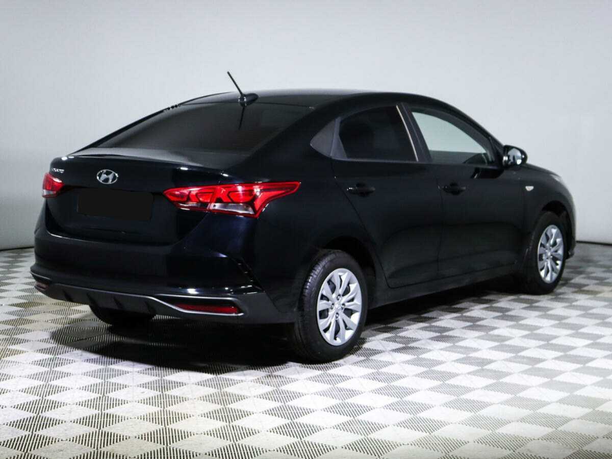 Hyundai Solaris 2021 года с пробегом. Фото: #3