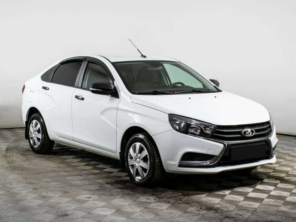 Lada (ВАЗ) Vesta 2021 года с пробегом. Фото: #2