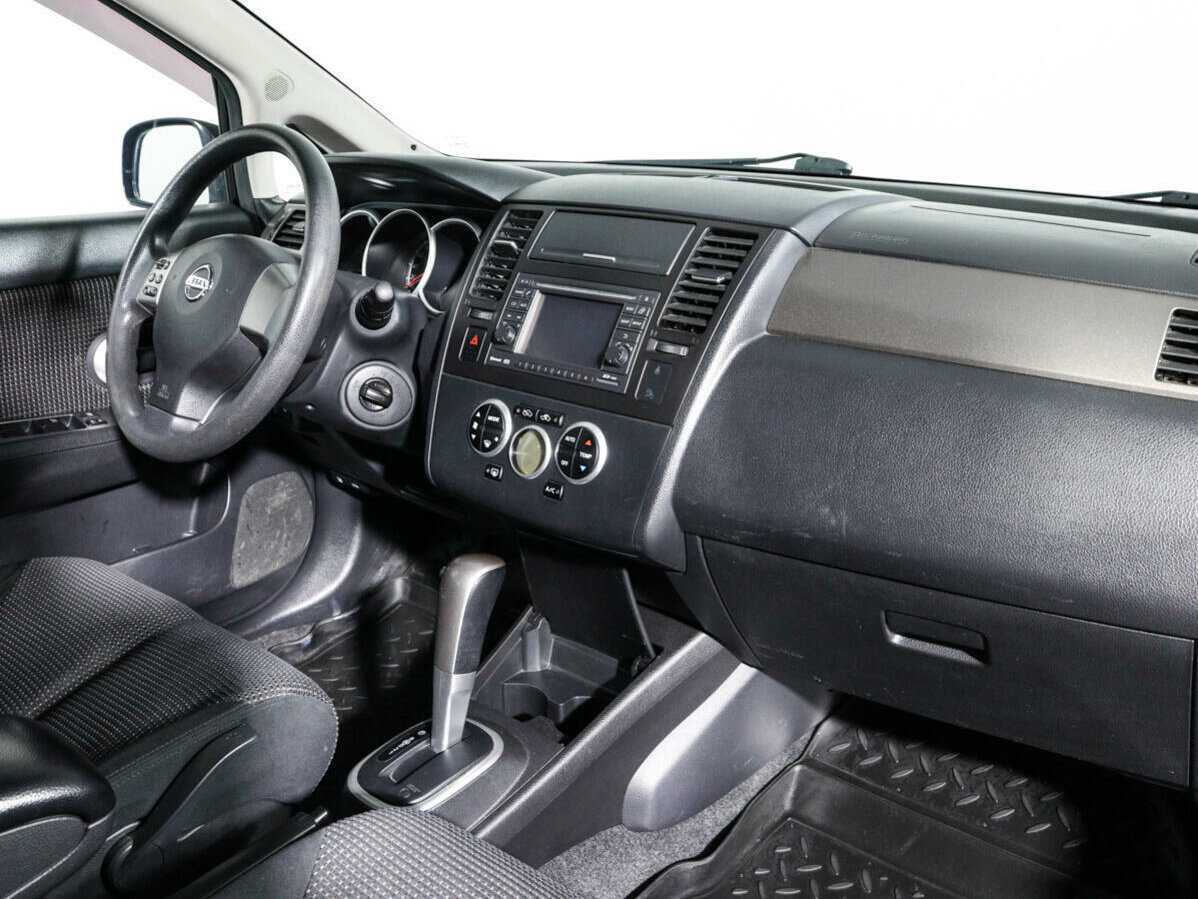 Nissan Tiida 2013 года с пробегом. Фото: #6