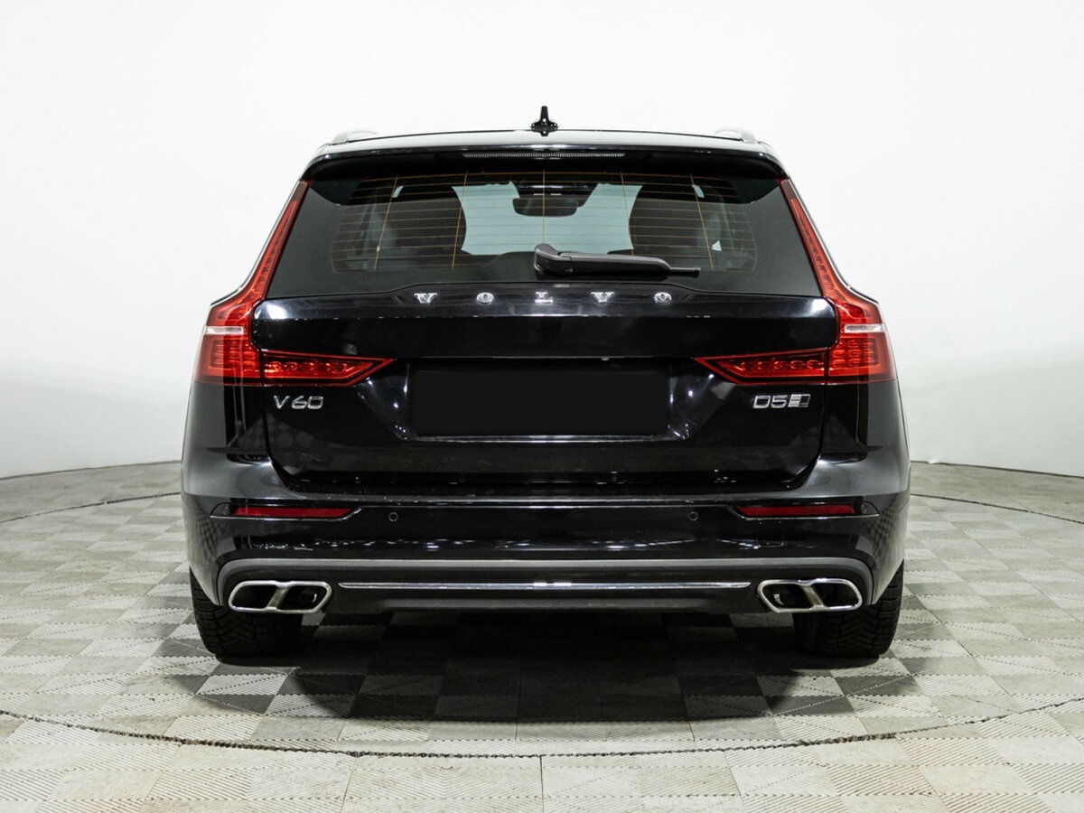 Volvo V60 2018 года с пробегом. Фото: #5