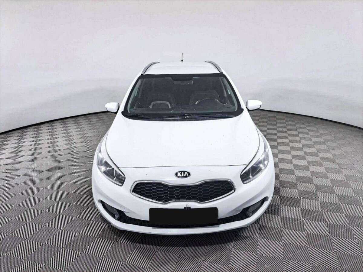 Kia Ceed 2012 года с пробегом. Фото: #1