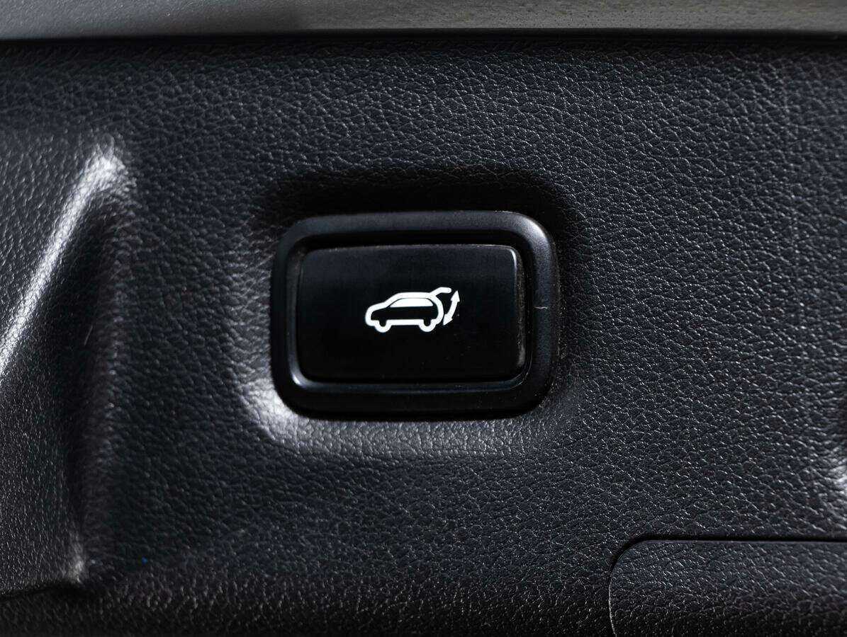 Hyundai Santa Fe 2019 года с пробегом. Фото: #22