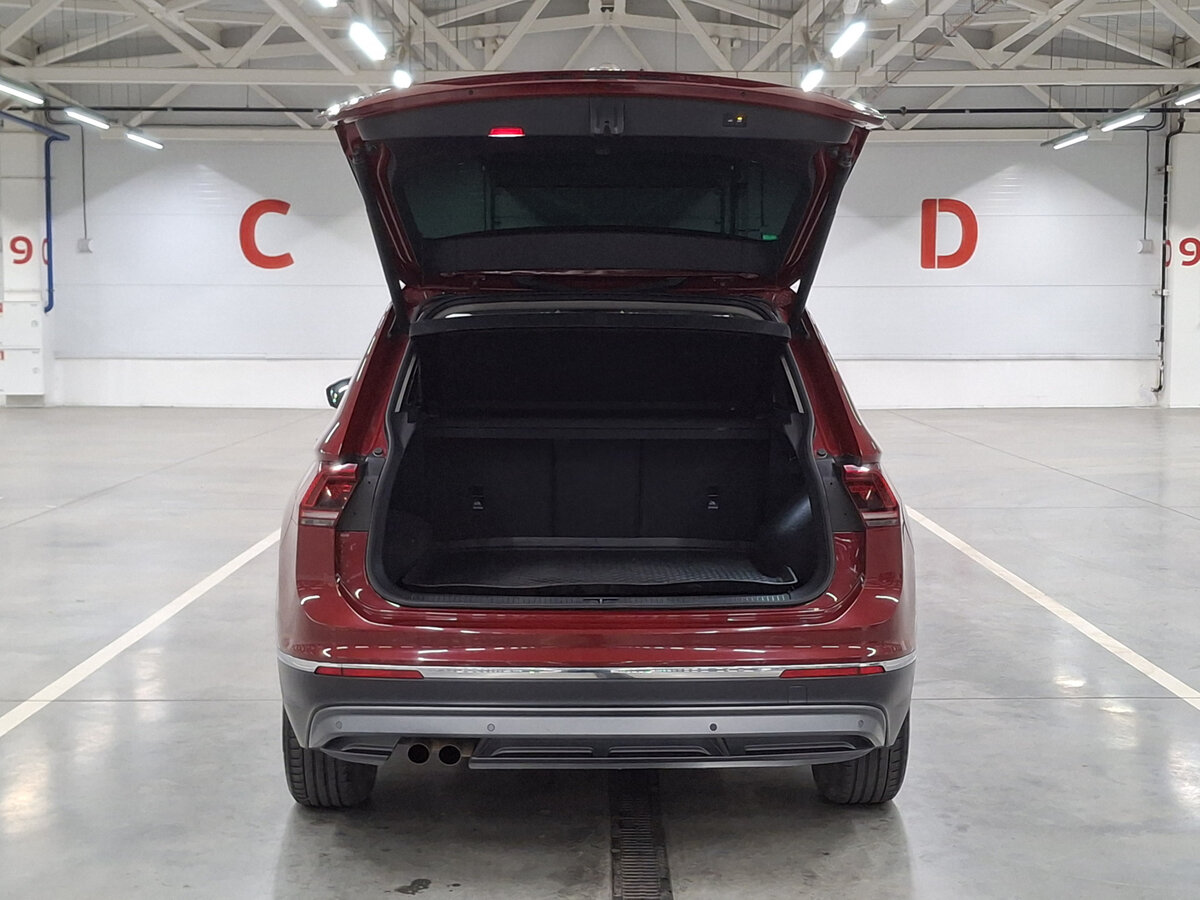 Volkswagen Tiguan 2018 года с пробегом. Фото: #9