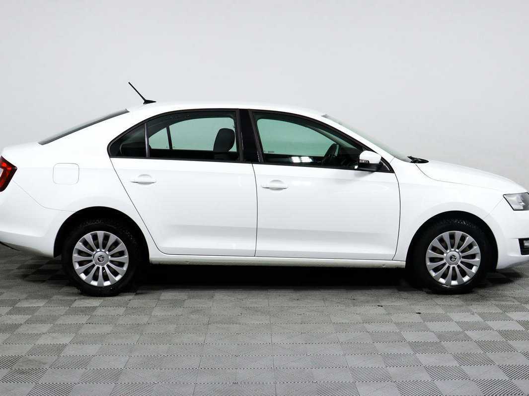 Skoda Rapid 2019 года с пробегом. Фото: #3