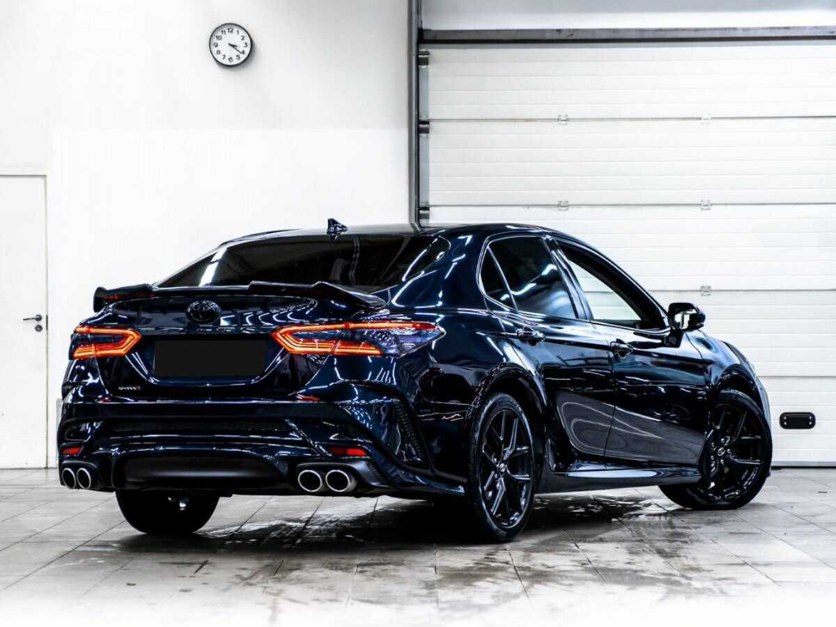 Toyota Camry 2018 года с пробегом. Фото: #2