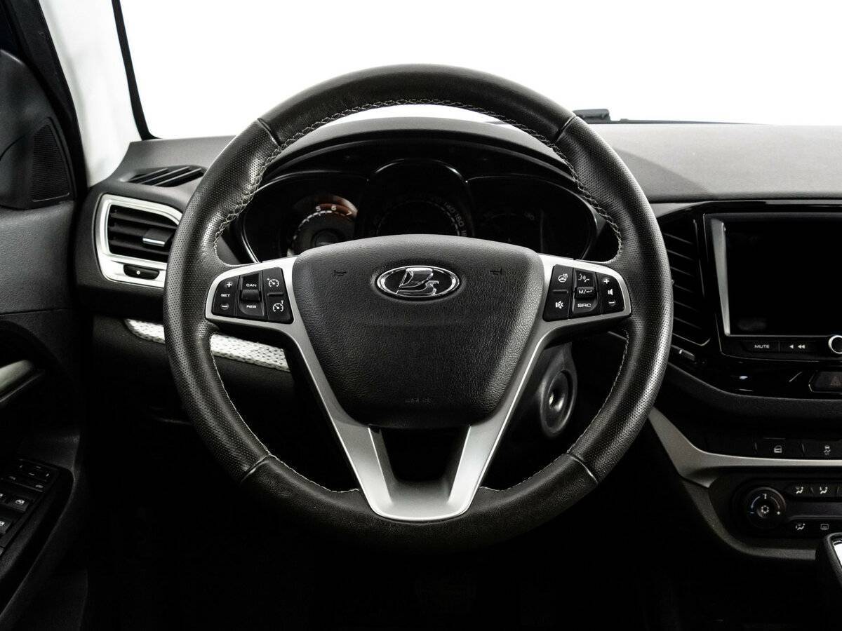 Lada (ВАЗ) Vesta 2021 года с пробегом. Фото: #11