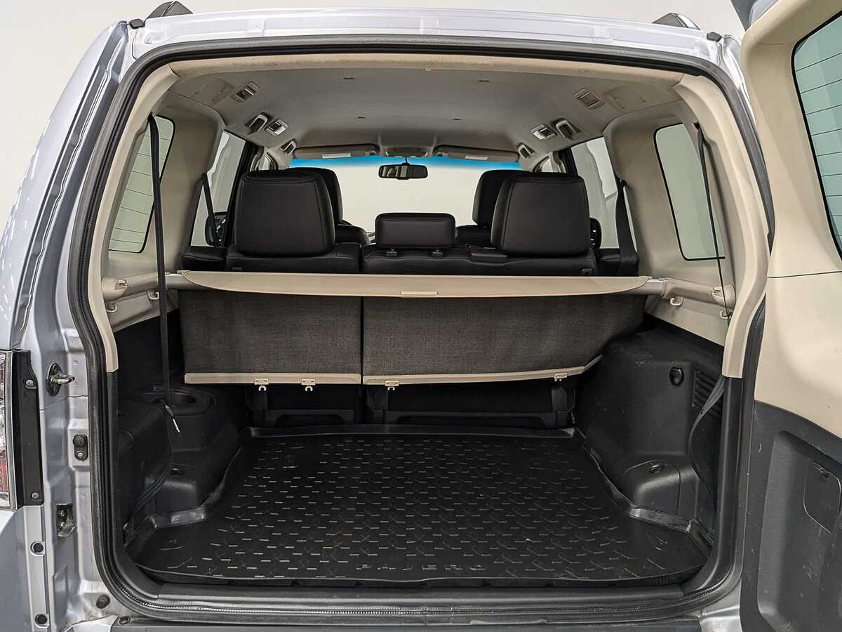 Mitsubishi Pajero 2014 года с пробегом. Фото: #9