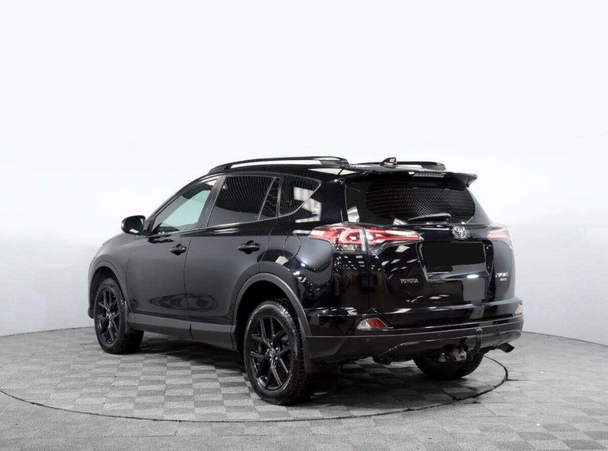 Toyota RAV4 2019 года с пробегом. Фото: #5