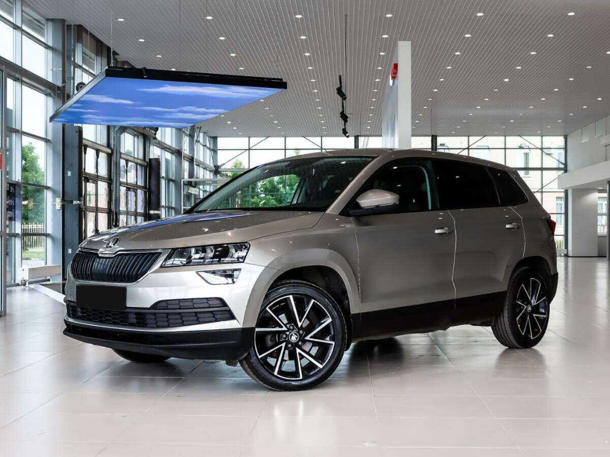 Skoda Karoq 2020 года с пробегом. Посмотреть фото