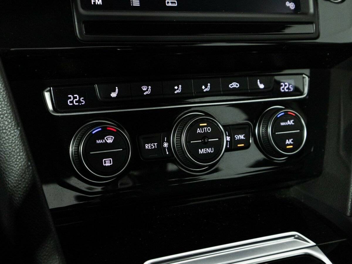 Volkswagen Passat 2017 года с пробегом. Фото: #19