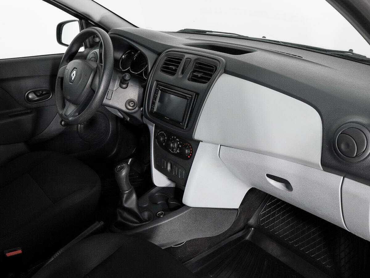 Renault Logan 2014 года с пробегом. Фото: #11