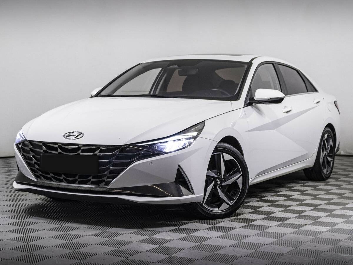 Hyundai Elantra 2021 года с пробегом. Фото: #0